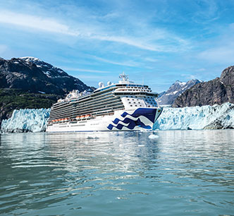 Princess cruise ship n Glacier Bay